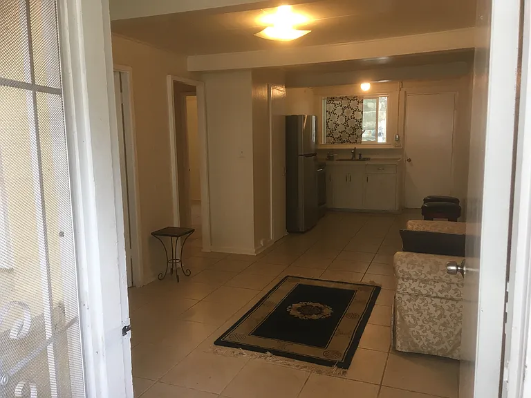 1725 Hoe St — Photo 16