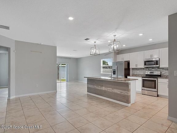 3rd image of 5278 NW North Macedo Blvd