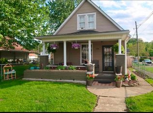 1926 Chestnut St, Kenova, WV 25530