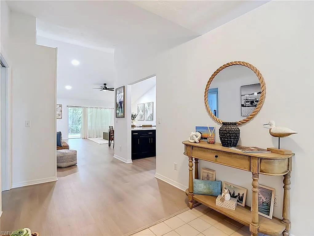 3 bed, 2.0 bath, 1558 sqft, $9,500 — Photo 4