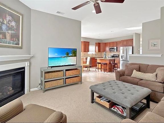 3rd image of 324 Reynolds Rd