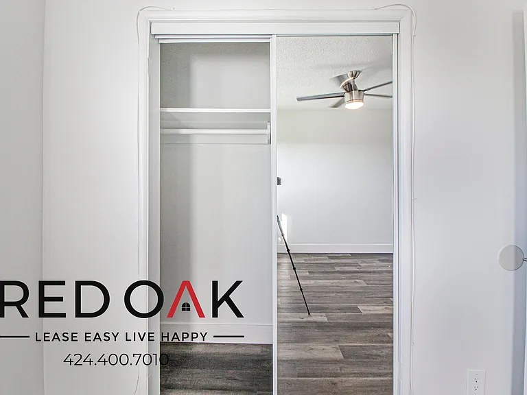 901 Centinela Ave #3 — Photo 9