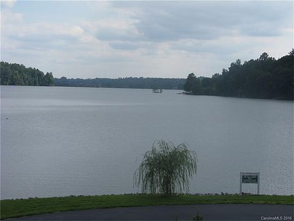 2nd image of 231 Rivercliff Dr