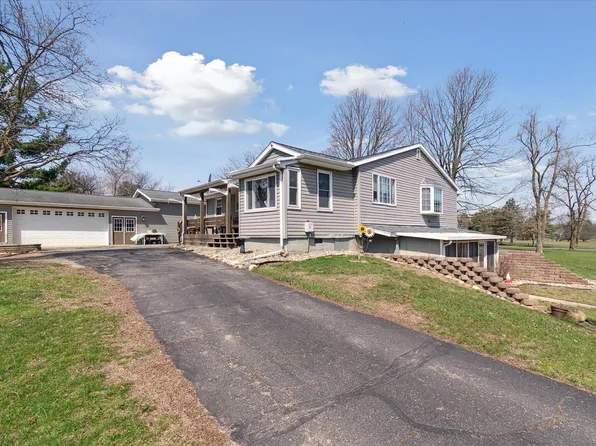 846 Morton Rd, Horton, MI 49246