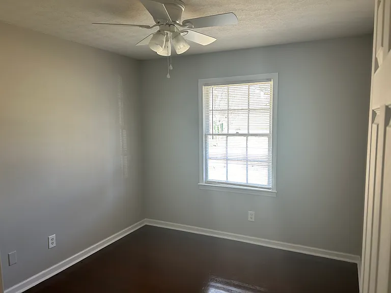 5059 Abbott Ave — Photo 7