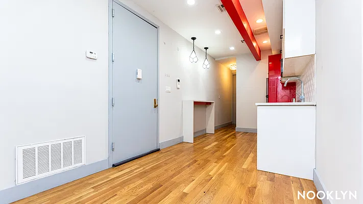 Rented by Nooklyn NYC LLC | media 2