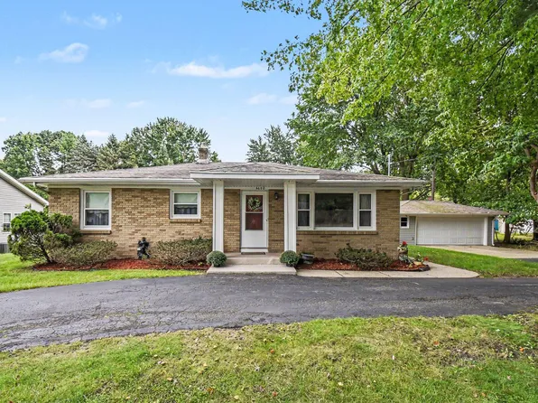 4690 Burlingame Ave SW, Wyoming, MI 49509