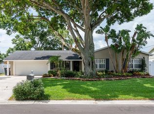 8710 Elmwood Ln, Tampa, FL 33615