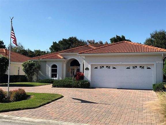 3rd image of 532 Greenway Dr