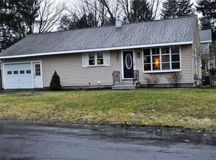 35 Ford St, Baldwinsville, NY 13027