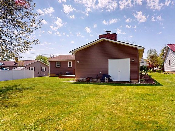 3rd image of 518 Kennedy Dr
