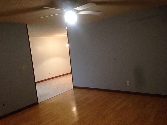 5th image of 722 N Park Ave