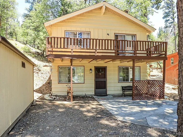 921 Menlo Dr — Photo 4