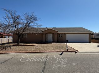 979 Ivory Rd SE, Rio Rancho, NM 87124