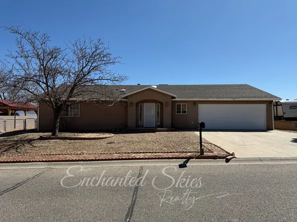 979 Ivory Rd SE, Rio Rancho, NM 87124