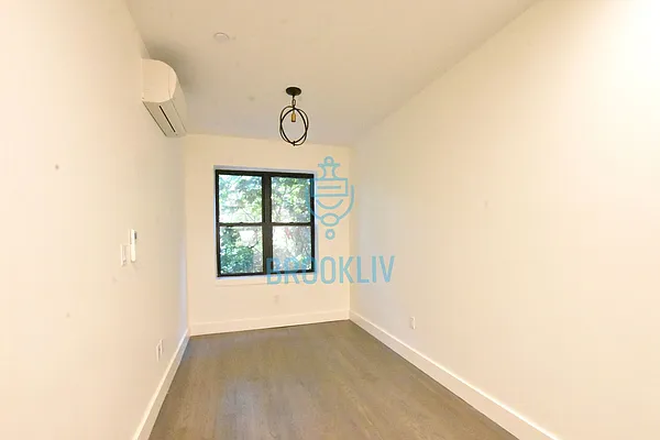 Rented by null | media 5