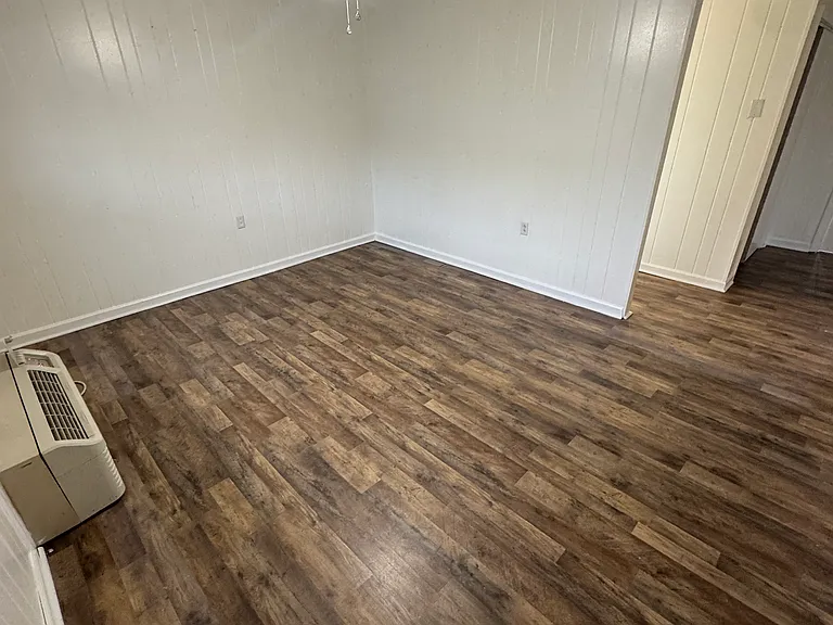 115 Garrett Ln #115 — Photo 6