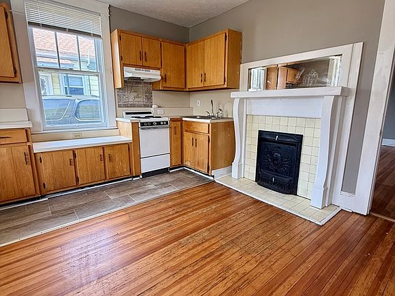 3rd image of 132 Kemper Rd