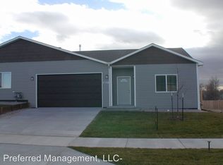 4815 Rock Springs St, Cheyenne, WY 82001