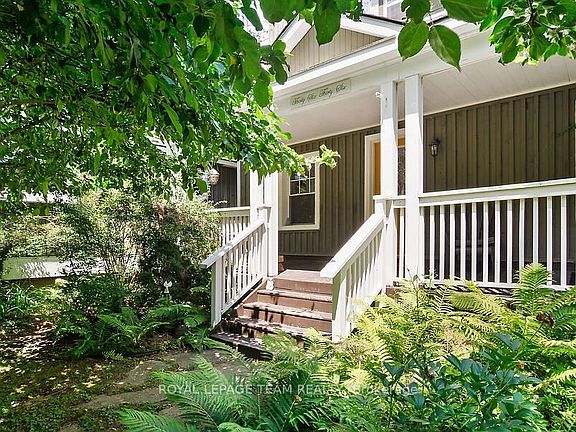 2nd image of 3636 Forestview Ln