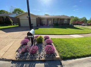 5752 Luffbury Cir, Saint Louis, MO 63129
