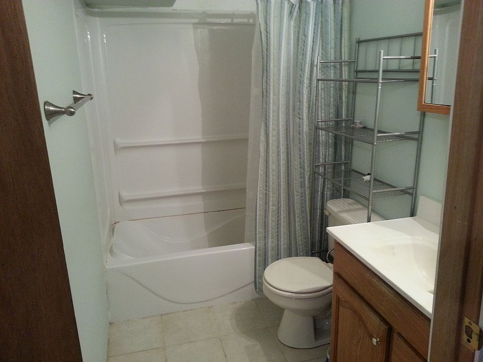 2nd image of 1117 Fulton St