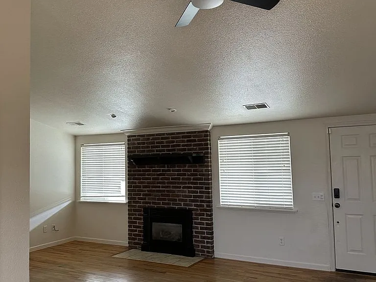 1086 John Hill Rd — Photo 9
