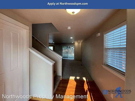 3rd image of 731 Silky Oaks Ln