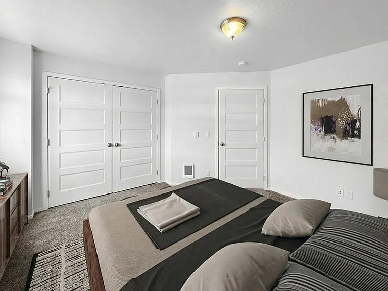 2233 S Ave W #2 — Photo 8