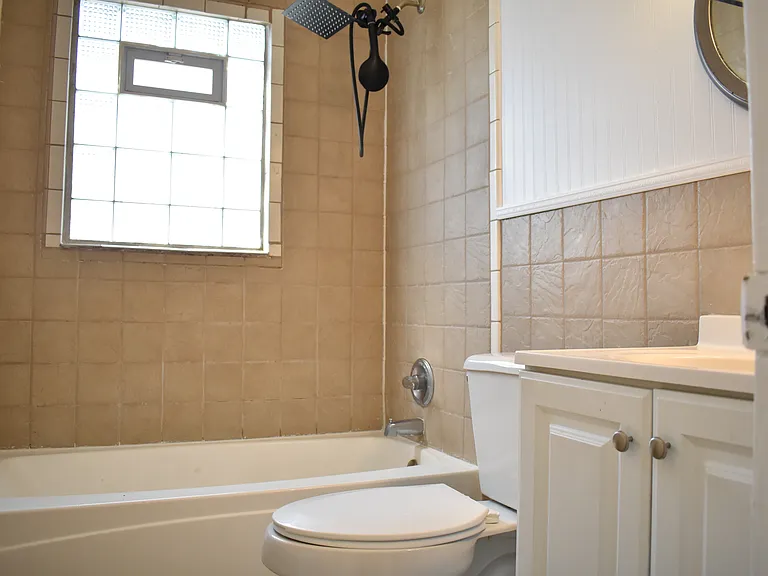 7019 Cardwell St — Photo 12