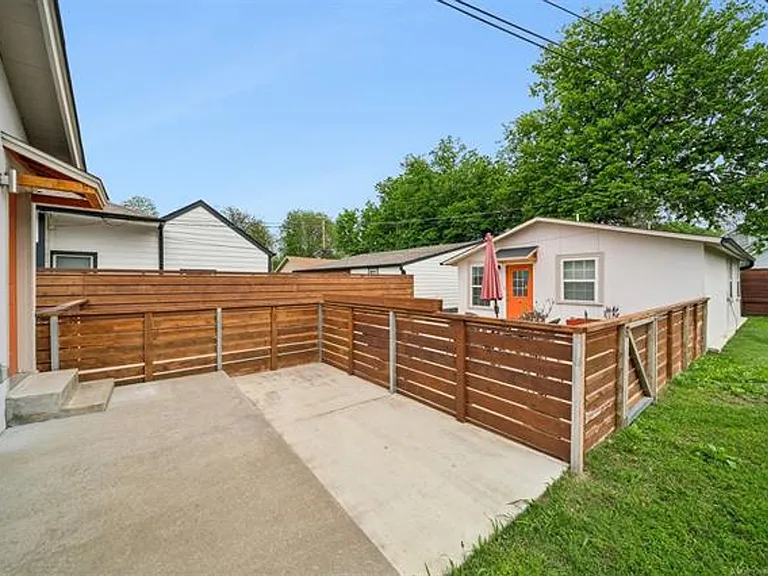 1139 S Birmingham Ave — Photo 24