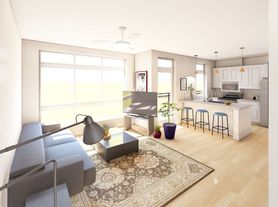 512 W Clark St