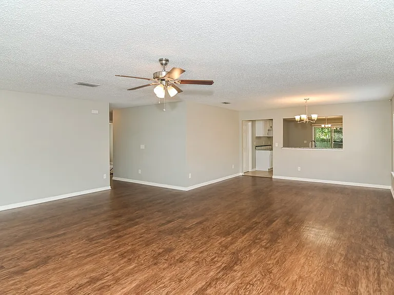 13434 Ashford Wood Ct E — Photo 5