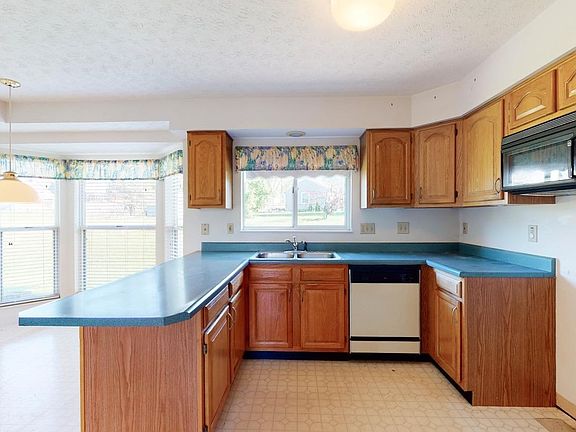 4th image of 9265 Haden Ln
