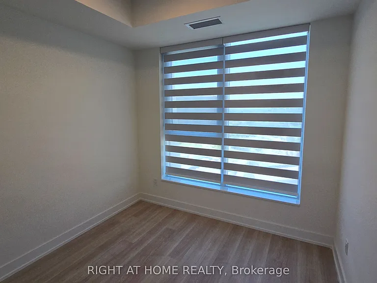 60 Central Park Dr #1707 — Photo 41