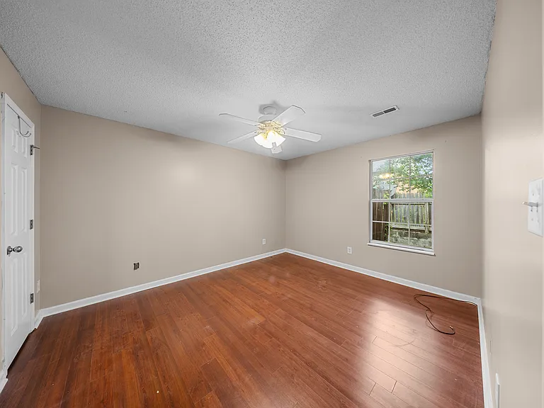 346 Hawthorne Oaks Way — Photo 13