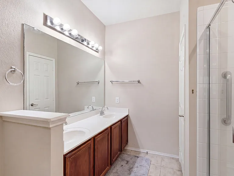 7257 Rembrandt Dr — Photo 15