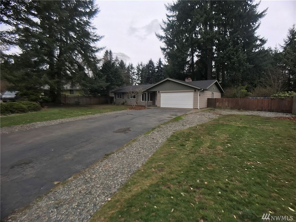 1st image of 2058 SE Beech Ct