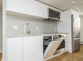 32 South St #B4, Boston, MA 02135