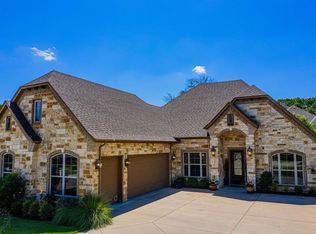 9707 Trinity Ct, Granbury, TX 76049