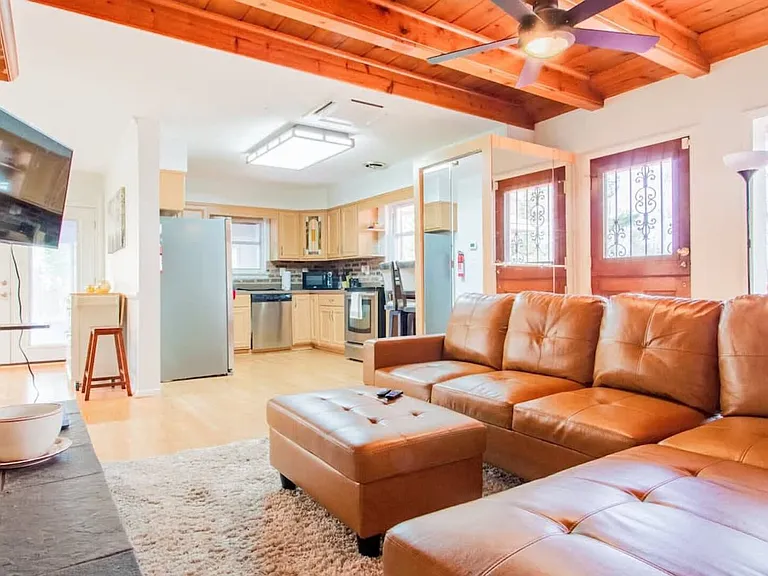 Panorama Dr — Photo 16