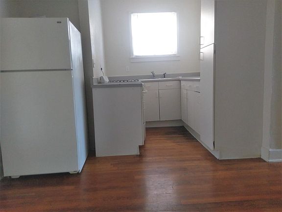 4th image of 3605 McFarlin Blvd #4