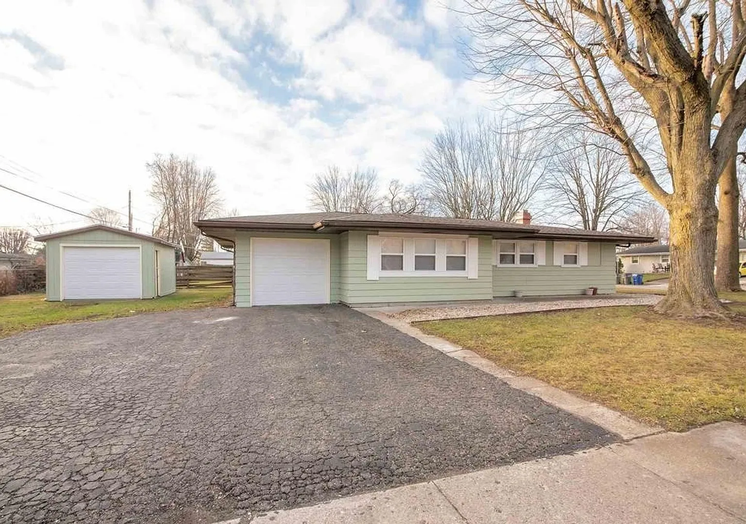 Newly Remodeled 3 Bedroom Ranch with 2 Full Baths — Photo 1