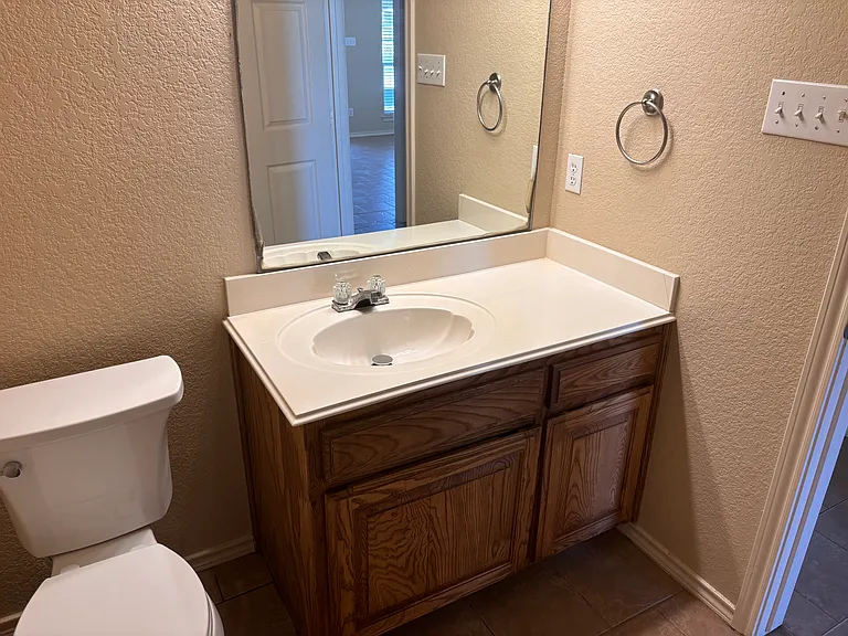 965 Underwood Rd — Photo 8