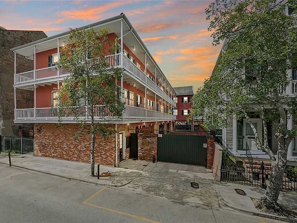 1st image of 1127 Dauphine St APT 206