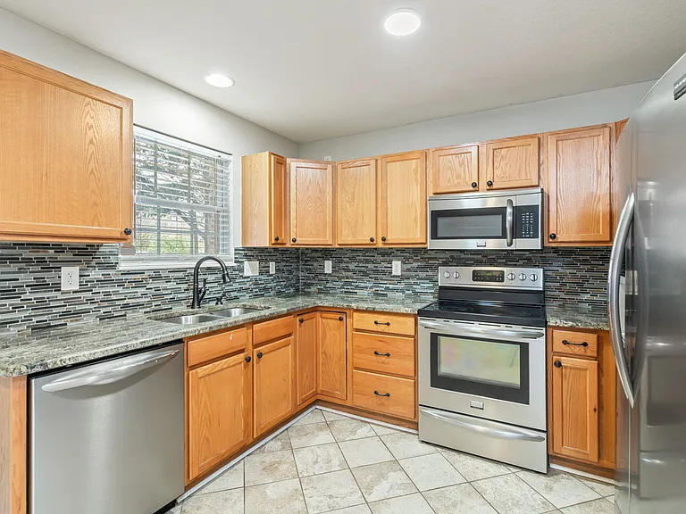 1707 Maple View Way #0 — Photo 11