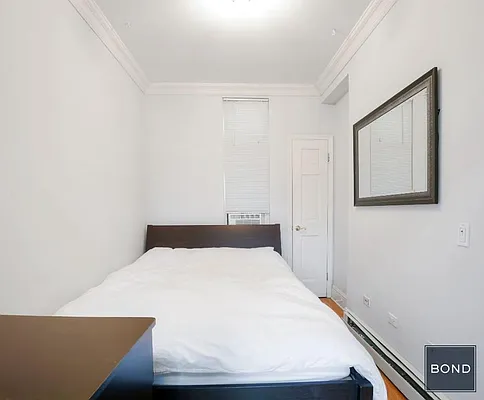 Rented by Bond New York | media 15