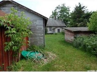 374 E Main Rd, Conneaut, OH 44030