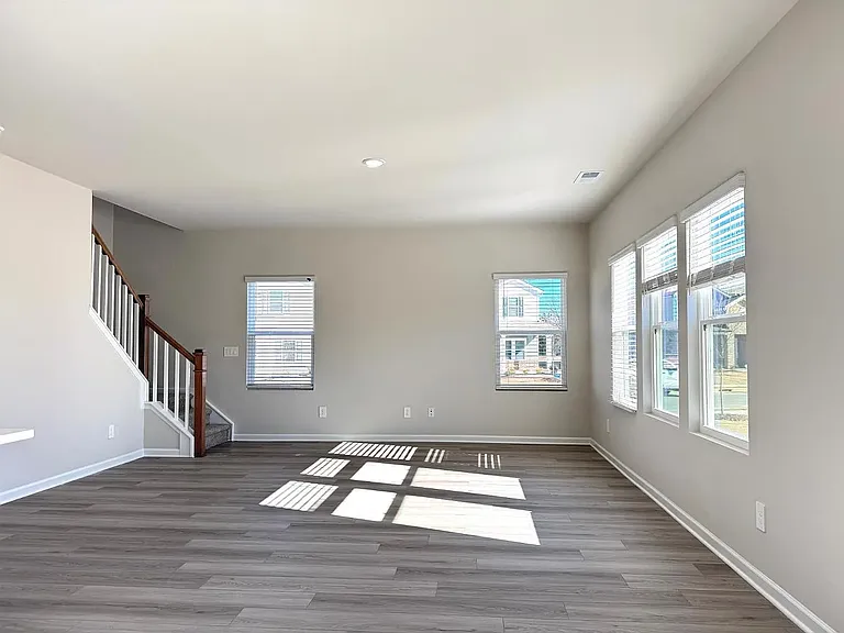180 White Birch Ln — Photo 6