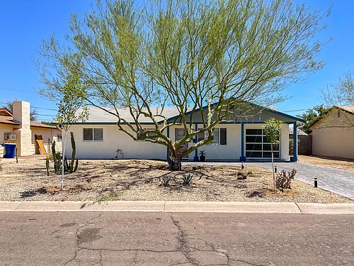 825 W Elna Rae St Photo 1